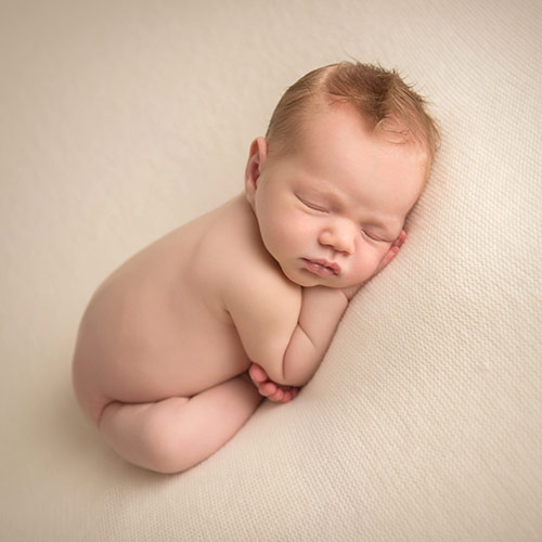 newborn maternity photography